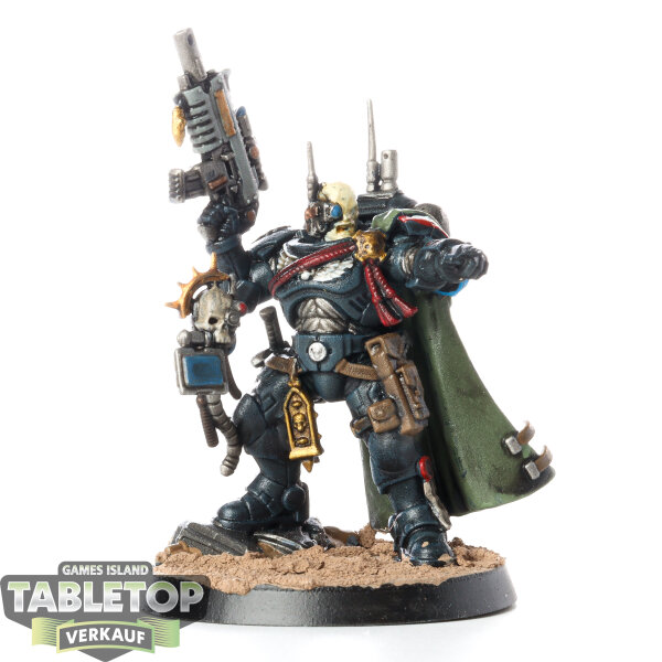 Space Marines - Captain in Phobos Armour - bemalt