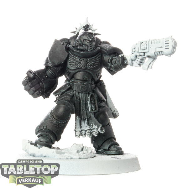 Space Marines - Lieutenant - teilweise bemalt