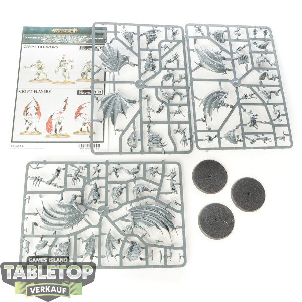 Flesh-eater Courts - 3 Crypt Flayers - im Gussrahmen