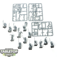 Tomb Kings of Khemri - 14x Tomb Guard - teilweise gebaut