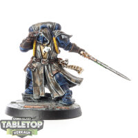 Raven Guard - Primaris Librarian in Phobos Armour - bemalt