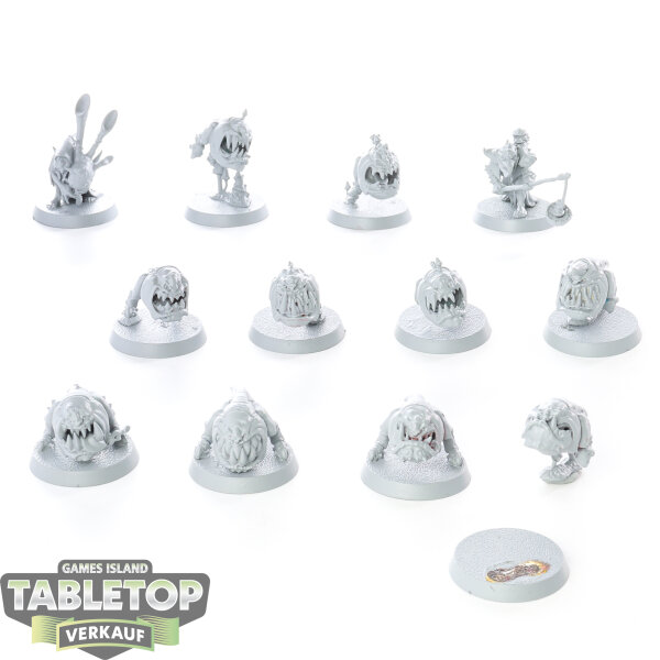 Gloomspite Gitz - 12 Squig Herd - teilweise bemalt