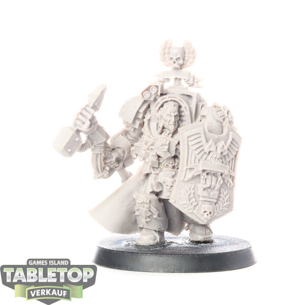 Imperial Fists - Darnath Lysander classic - unbemalt