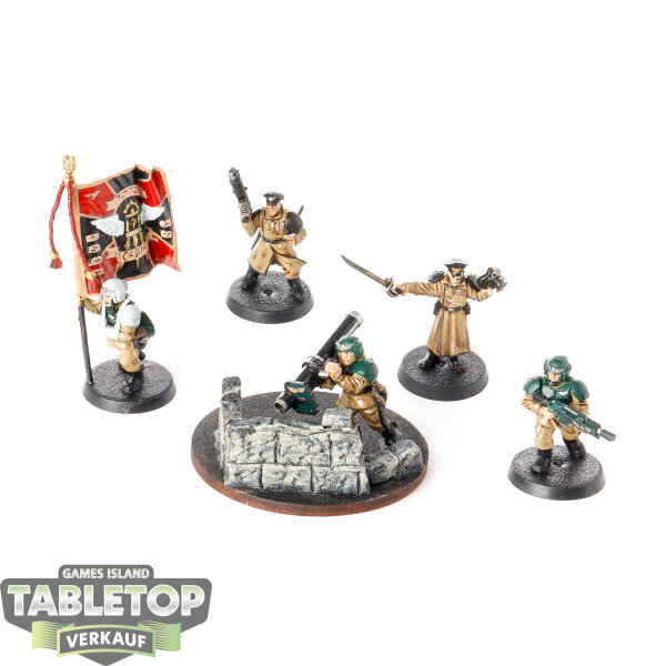 Astra Militarum - 5 Cadian Command Squad classic - teilweise bemalt