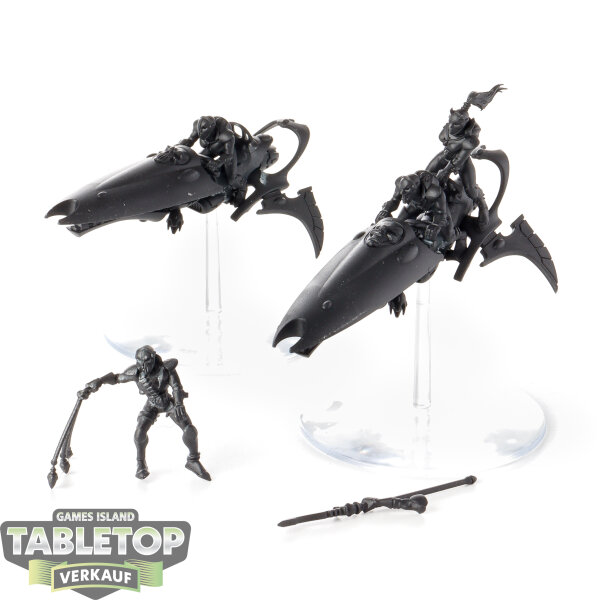 Aeldari - 2 Skyweavers - grundiert