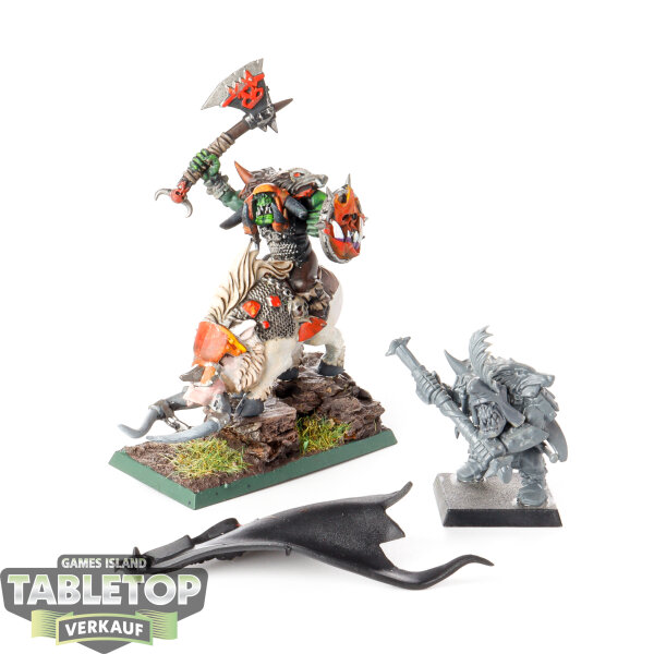 Orc & Goblin Tribes - Orc Bosses - teilweise bemalt