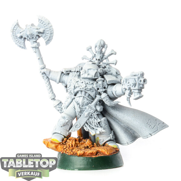 Space Wolves - Wolf Lord Krom - grundiert