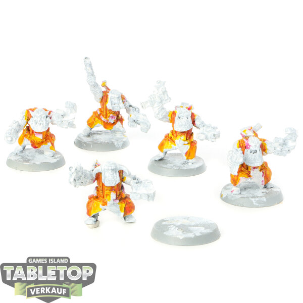 Miniaturen - 5x Orc Greatcoats with Claws  - teilweise bemalt