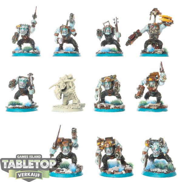Orks - 11x Ork Boyz - teilweise bemalt