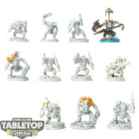 Orks - 11x Ork Boyz - teilweise bemalt