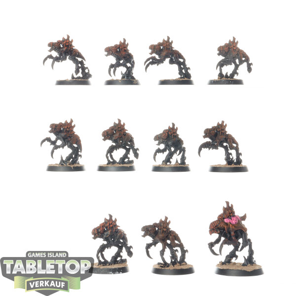 Tyraniden - 11x Neurogaunts - teilweise bemalt