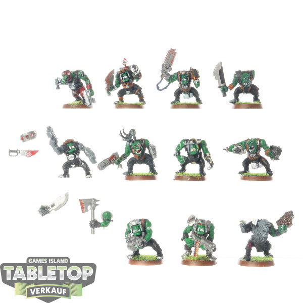 Orks - 11x Ork Boyz Klassisch - teilweise bemalt