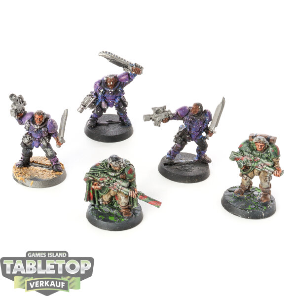 Space Marines - 5 x Scouts klassisch - bemalt