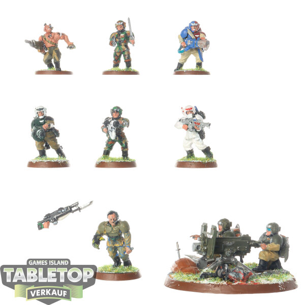 Astra Militarum - 10 Cadian Shock Troops classic - teilweise bemalt