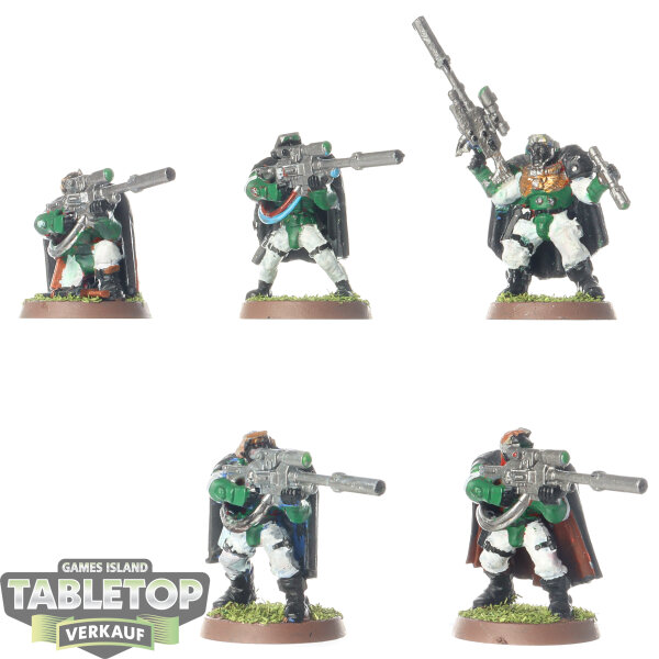 Space Marines - 5 Scouts classic - teilweise bemalt