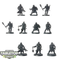 Chaos Space Marines - 10 Chaos Cultists classic - grundiert