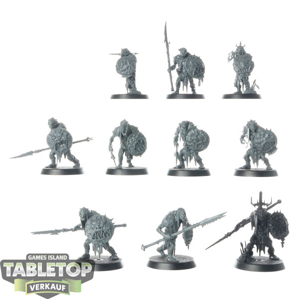 Orruk Warclans - 10 Gutrippaz - teilweise bemalt