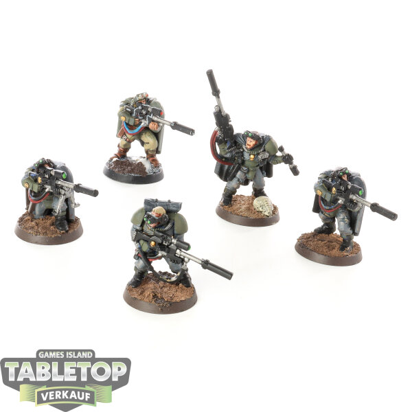 Space Marines - 5x Scouts klassisch - bemalt