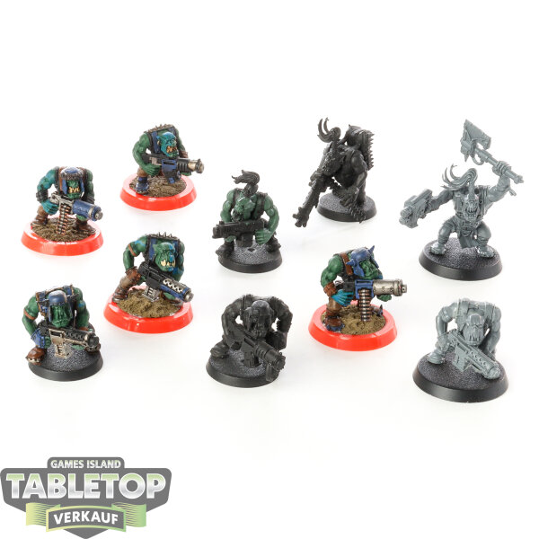Orks - 10x Ork Boyz - teilweise bemalt