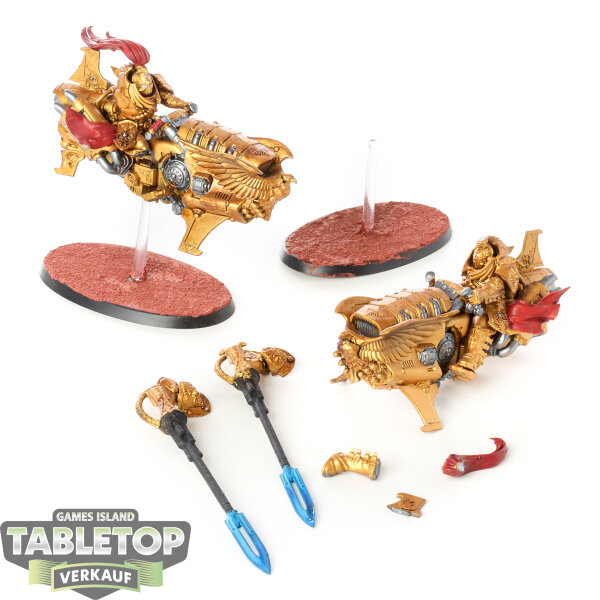 Adeptus Custodes - 2x Vertus Praetors - bemalt