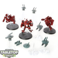 Tau Empire - 3 XV8 Crisis Battlesuit Team - teilweise bemalt