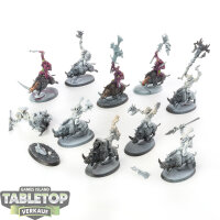 Orruk Warclans - 10 Savage Boarboys - teilweise bemalt