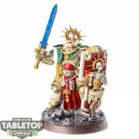 Space Marines - Captain with Relic Shield - bemalt