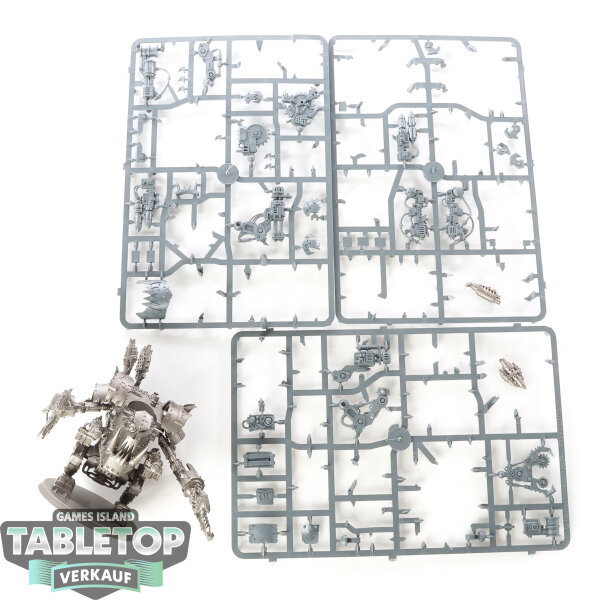 Orks - Deff Dread - grundiert