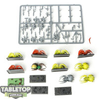 Gloomspite Gitz - 9 Spider Riders - teilweise gebaut