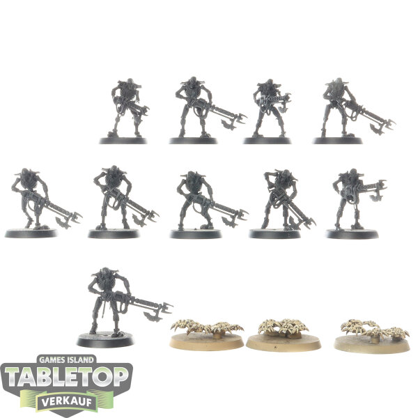 Necrons - 10 Necron Warriors - teilweise bemalt