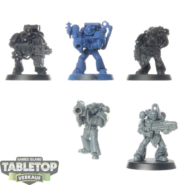 Space Marines - 5 Devastator Squad - teilweise bemalt