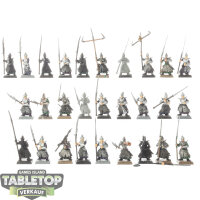 Dark Elves - 28 Dark Elf Warrior Regiment - Spearmen -...