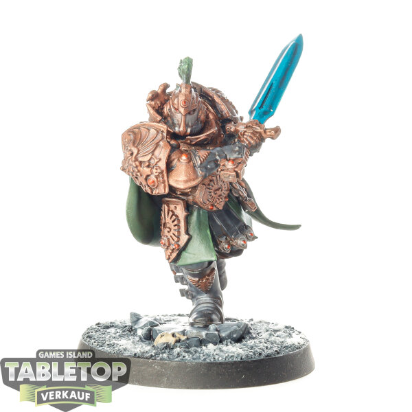 Adeptus Custodes - Blade Champion - bemalt