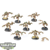Tyraniden - 8 Genestealers klassisch - bemalt