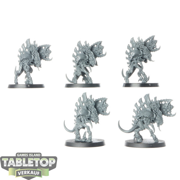Tyraniden - 5x Barbgaunts - unbemalt