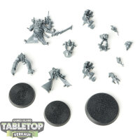Genestealer Cults - Primus & 2x Familiars - teilweise...