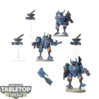 Tau Empire - 3 XV8 Crisis Battlesuit Team - teilweise bemalt