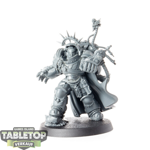 Space Marines - Captain in Gravis Armour - unbemalt