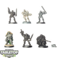 Space Marines - 6 x Scouts klassisch - teilweise bemalt