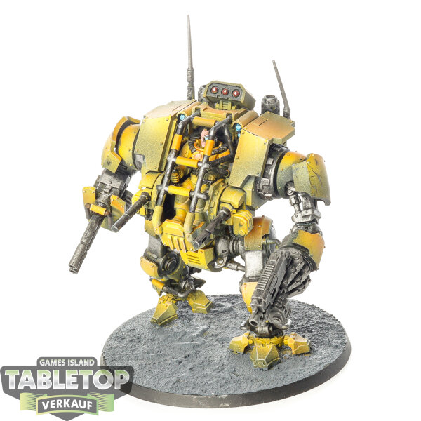 Space Marines - Invictor Tactical Warsuit - bemalt