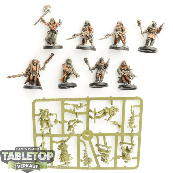 Chaos Space Marines - 12x Chaos Cultists - teilweise gebaut