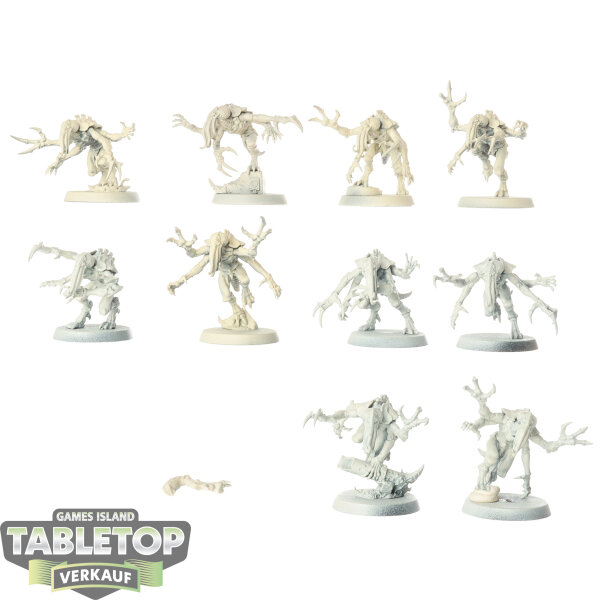 Tyraniden - 10x Genestealers - grundiert