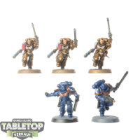 Ultramarines - 5 Assault Intercessor Squad - teilweise...