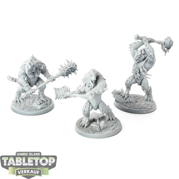 Seraphon - 3 Kroxigor - grundiert