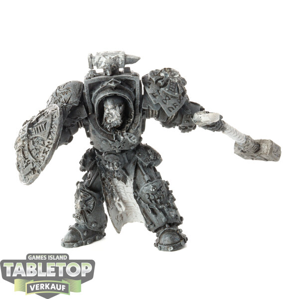 Space Wolves - Arjac Rockfist klassisch - teilweise bemalt