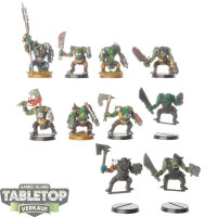 Orks - 10 Ork Boyz - teilweise bemalt