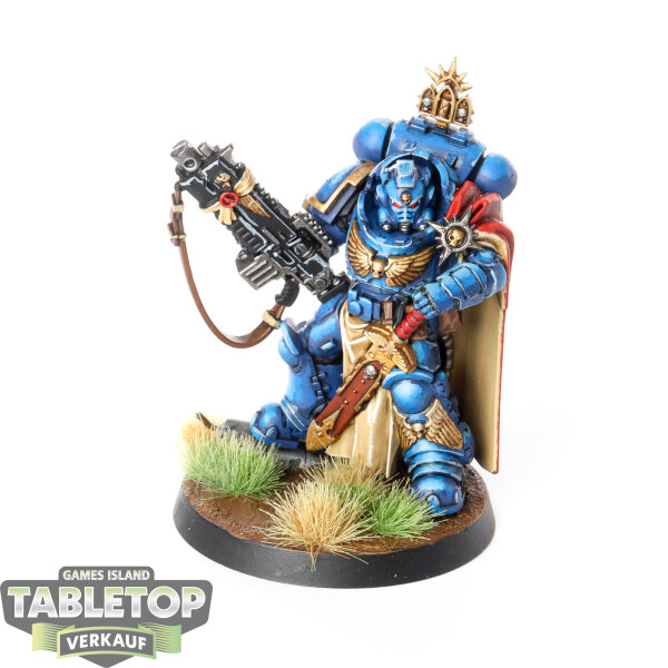 Ultramarines - Captain in Gravis Armour -  bemalt