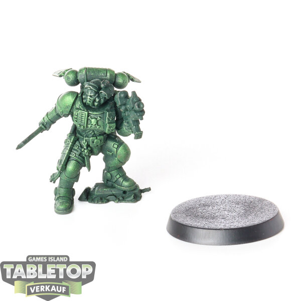 Space Marines - Lieutenant in Phobos Armour - teilweise bemalt