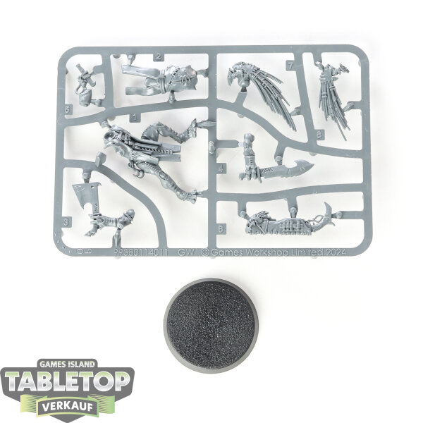 Tau Empire - Kroot Flesh Shaper - im Gussrahmen
