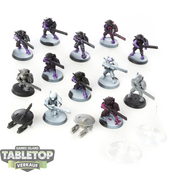 Tau Empire - 12 Fire Warriors Strike Team - teilweise bemalt